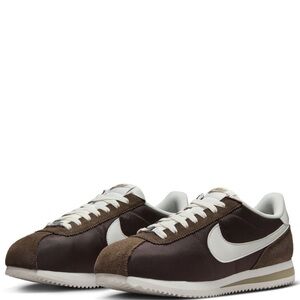 Barely worn Brown Nike Cortez